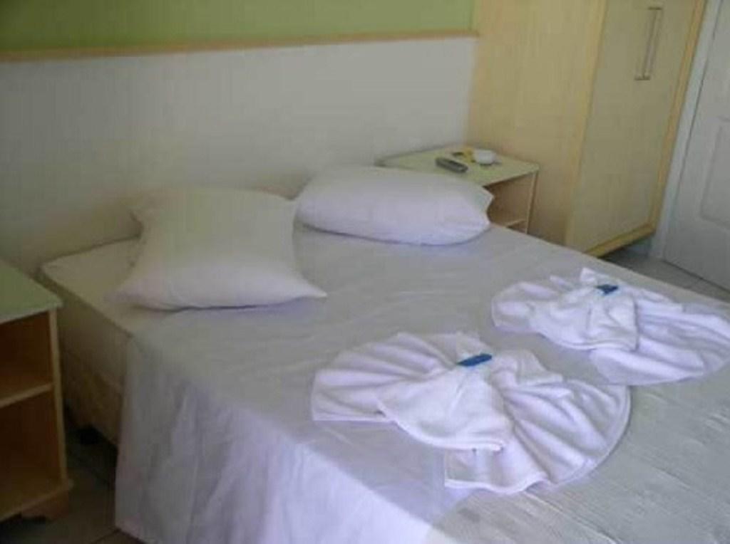 Hotel Pousada Mineirinho Балнеарио Прая до Лесте Стая снимка